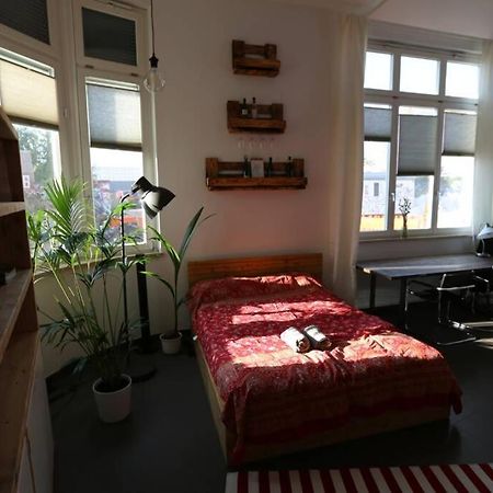 Luftiges Upcycling Studio Im Eg - Zentral Apartment Berlin Exterior foto