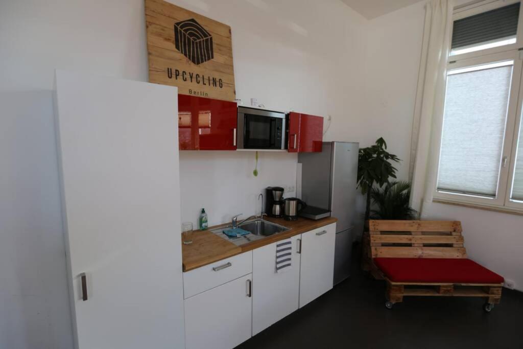 Luftiges Upcycling Studio Im Eg - Zentral Apartment Berlin Exterior foto